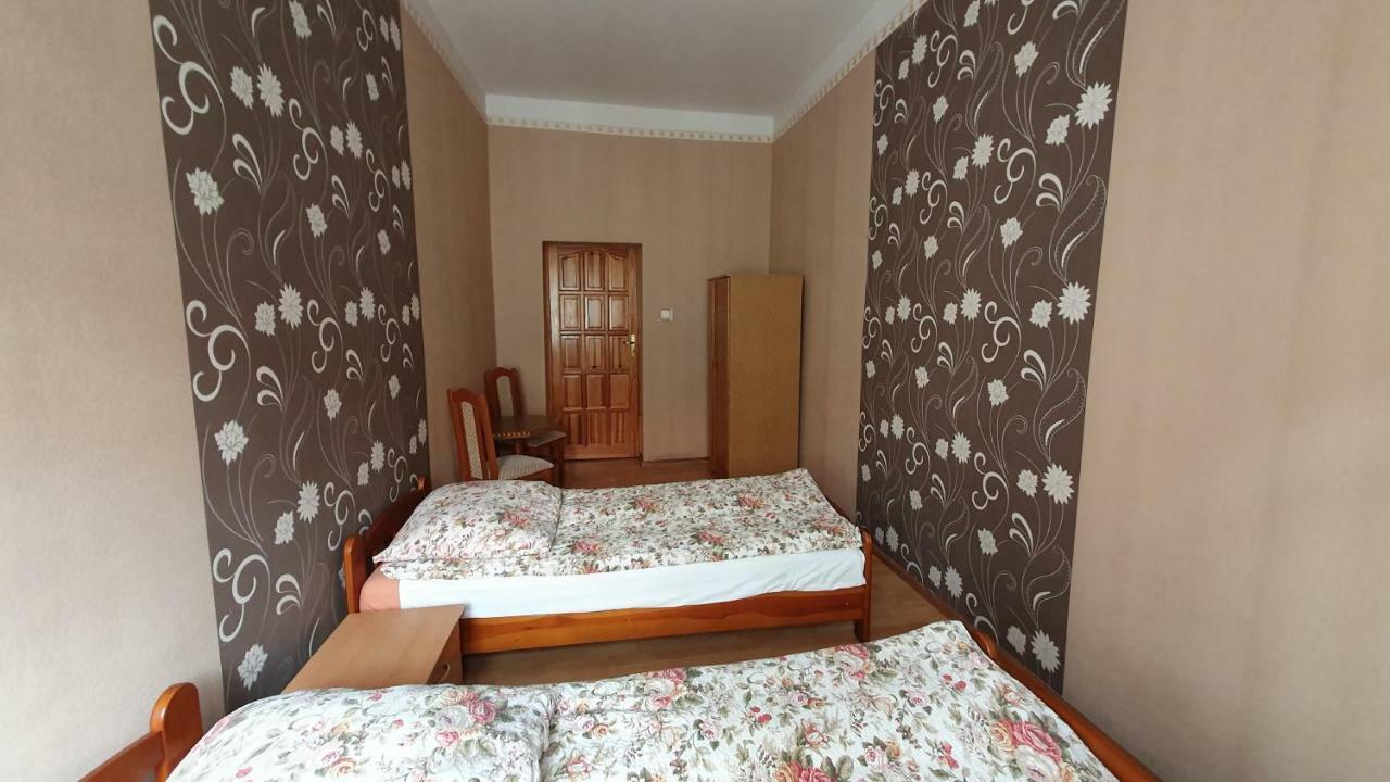 Pokoje Do Wynajecia Piastowska Międzyrzecz Exterior foto