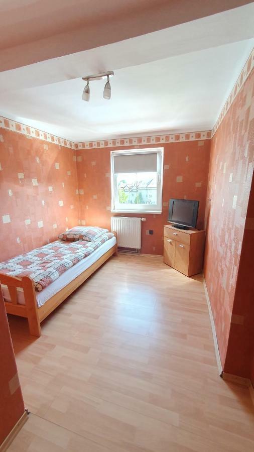 Pokoje Do Wynajecia Piastowska Międzyrzecz Exterior foto